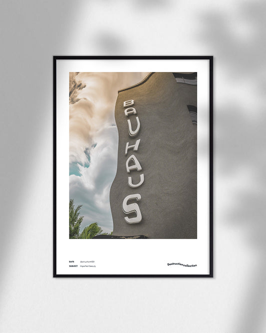 【ポスターのみ】Bauhaus Deconstructed – Imperfect Beauty Posterアートポスター(A2,A3)