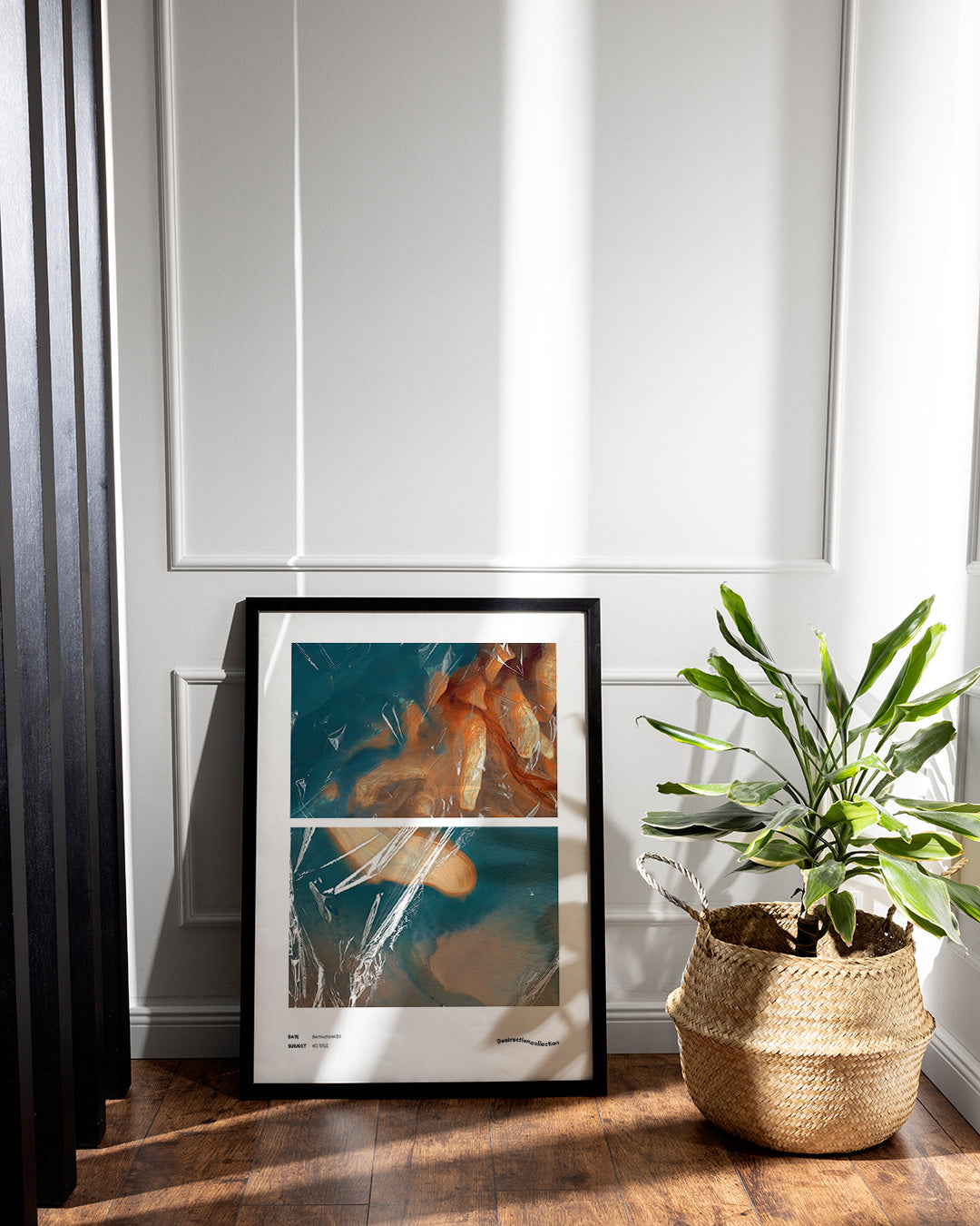 【ポスターのみ】Fragmented Reflections – Abstract Duality Posterアートポスター(A2,A3)