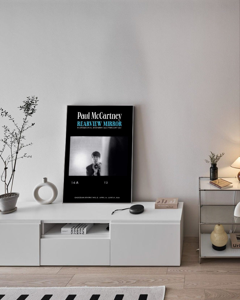 Self-portrait in my room at the Asher family home, Wimpole Street, London, December 1963ポスター【Paul McCartney│ポール・マッカートニー】（68.5cm×97.1cm）